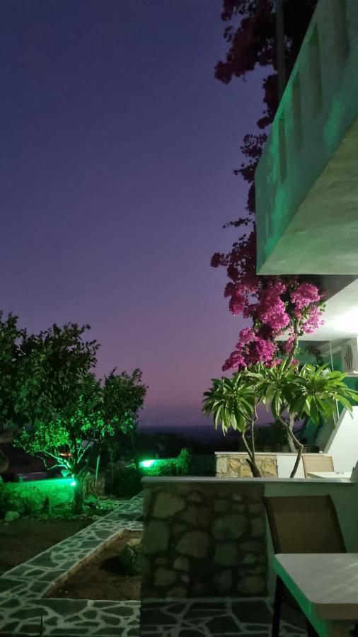 Studios Nina Amoopi Exterior foto